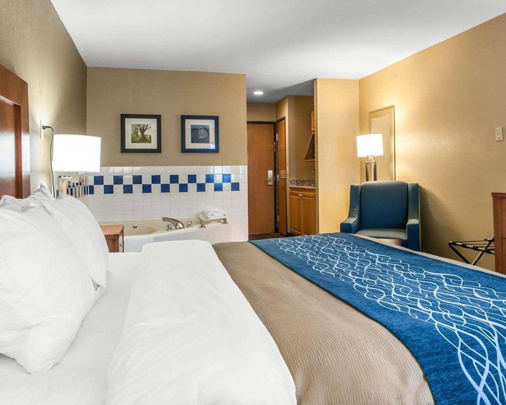 Comfort Inn & Suites Napoleon Ruang foto