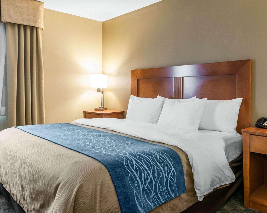 Comfort Inn & Suites Napoleon Ruang foto