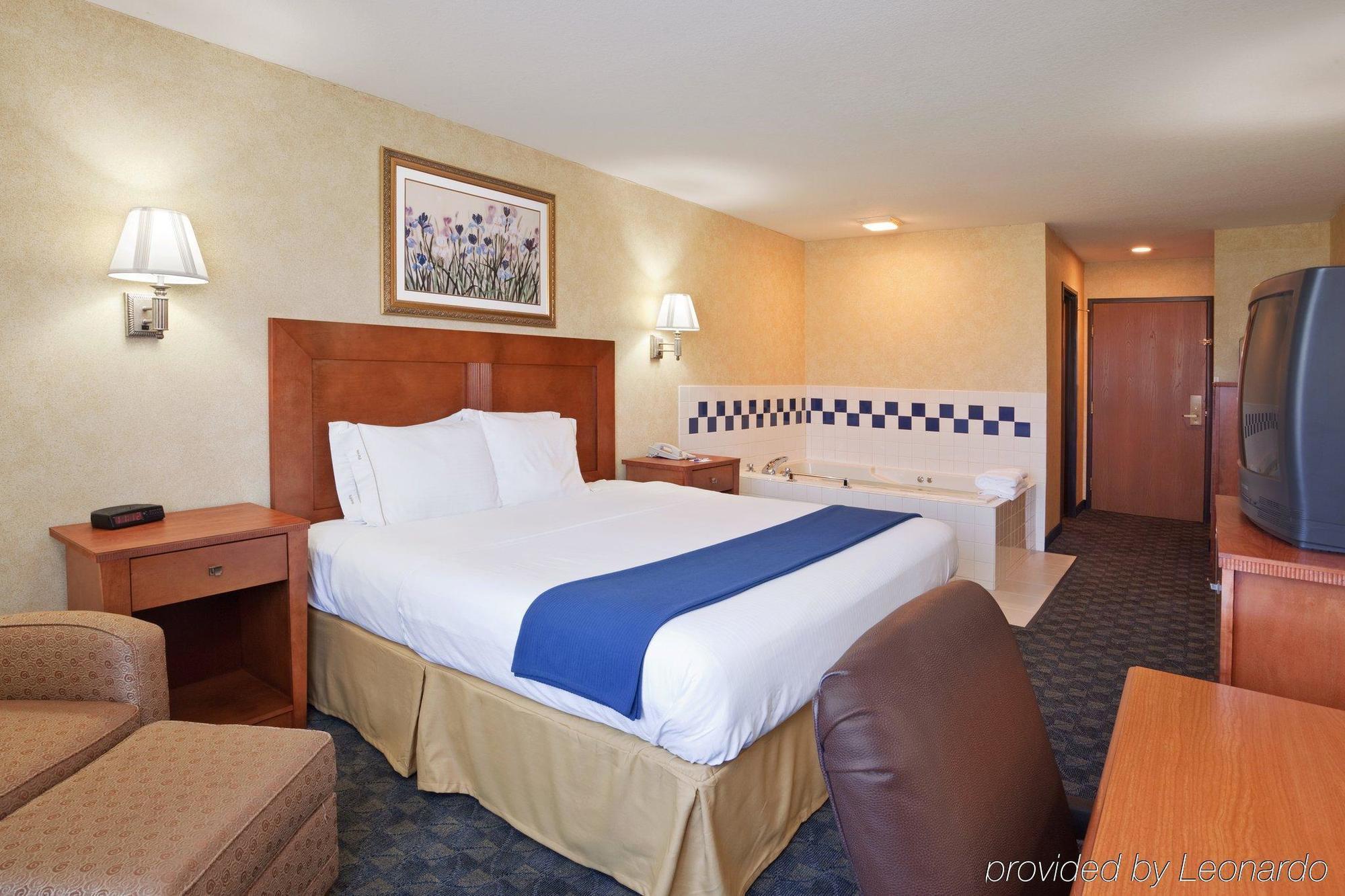 Comfort Inn & Suites Napoleon Ruang foto